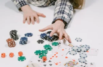 Key Strategies for Winning at Poker in Casinos